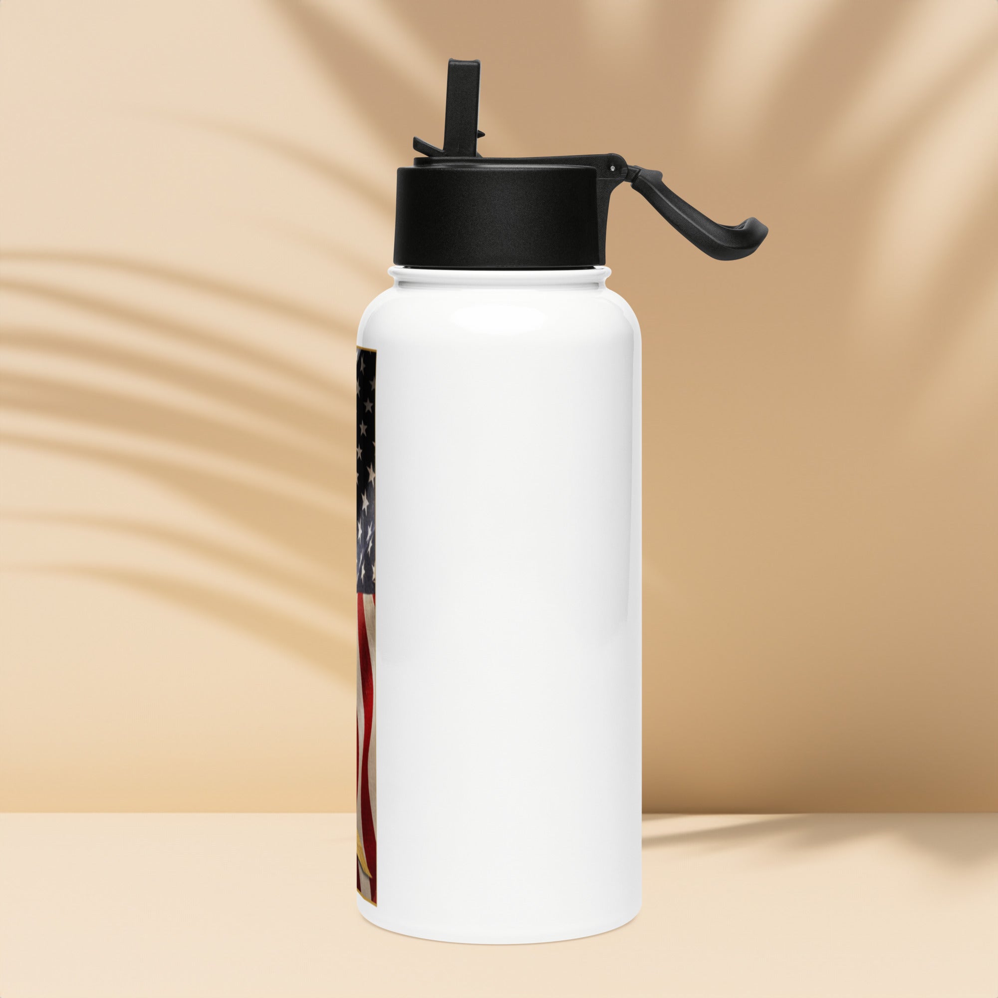 Stainless steel water bottle with a straw lid image 3